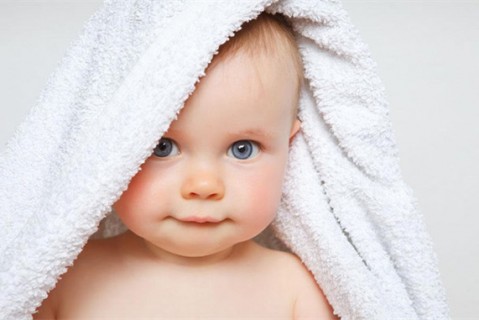 母乳喂养多久最好 母乳到2岁的金华捐卵宝宝智商高吗